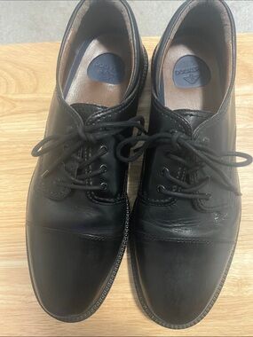 Dockers Black Leather Cap-Toe Lace-Up Oxfords